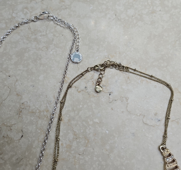 Elegant Gold and Silver Necklace Set - Picture 4 of 5